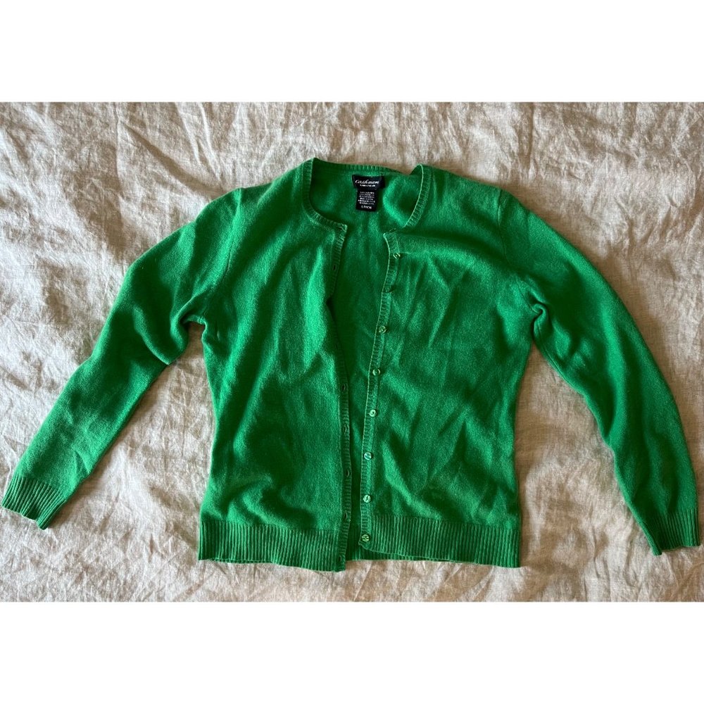 Lord & Taylor 100% cashmere cardigan in green (Small)